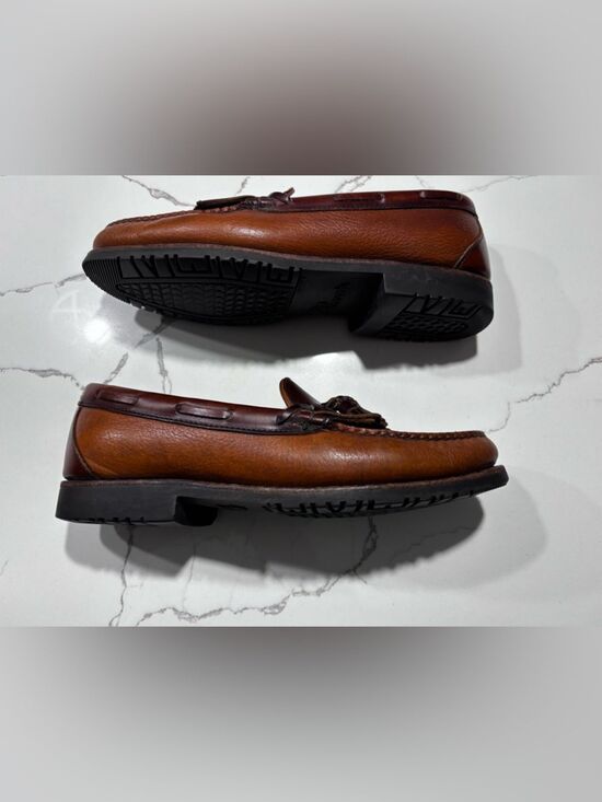 VTG Allen Edmonds Classic Nashua Brown Leather Kiltie Tassels Loafers Men’s 9.5